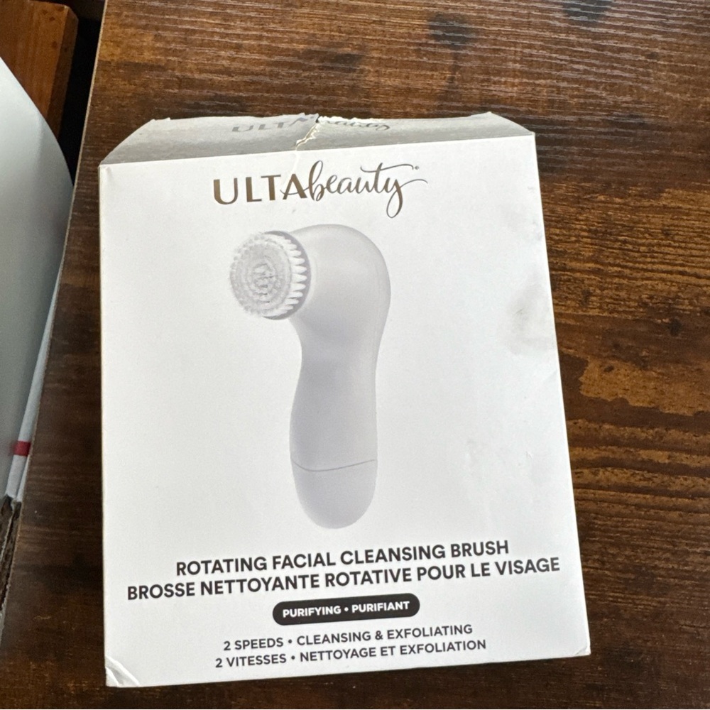 Ulta Beauty Rotating Facial Cleansing Brush - White